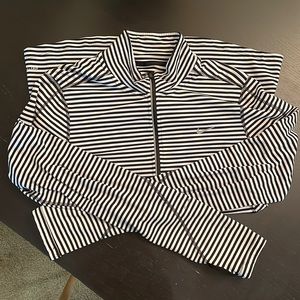 Nike Women’s Dri-Fit Pullover